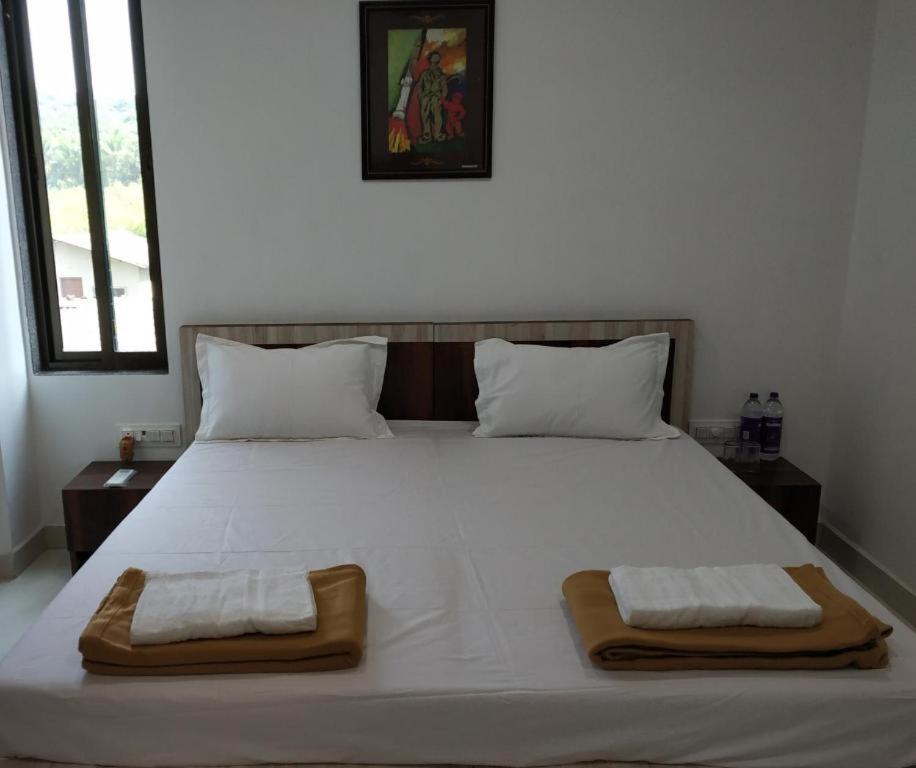 The Mangrove Hotel Achra ภายนอก รูปภาพ